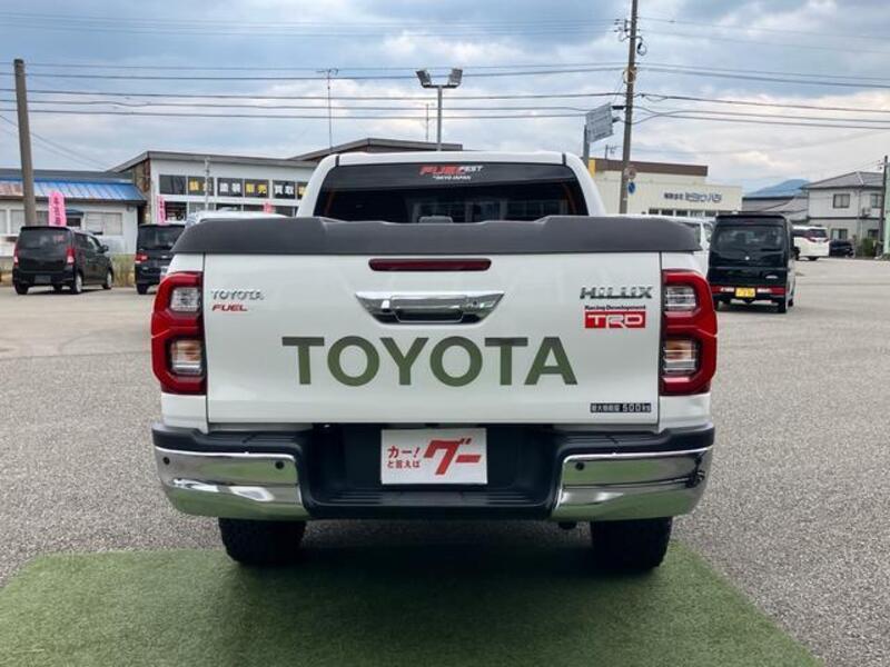 HILUX