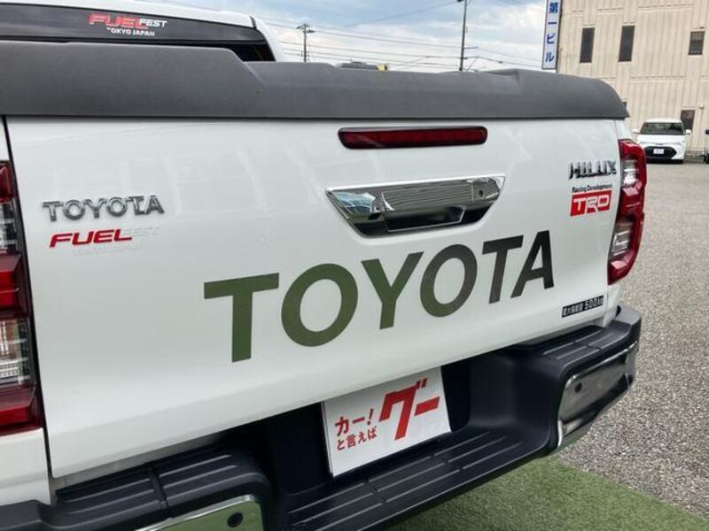 HILUX
