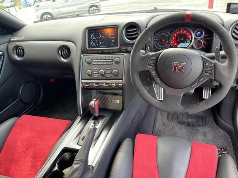 GT-R