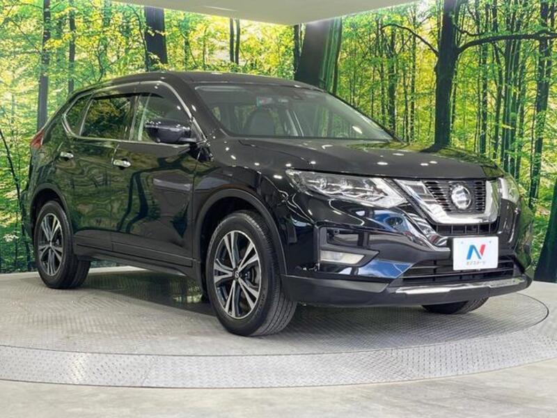 X-TRAIL