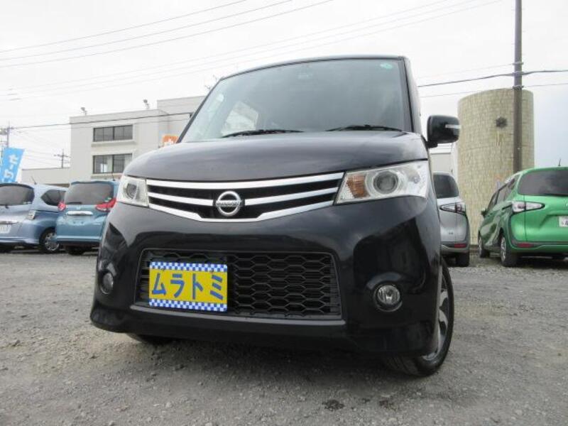 NISSAN ROOX