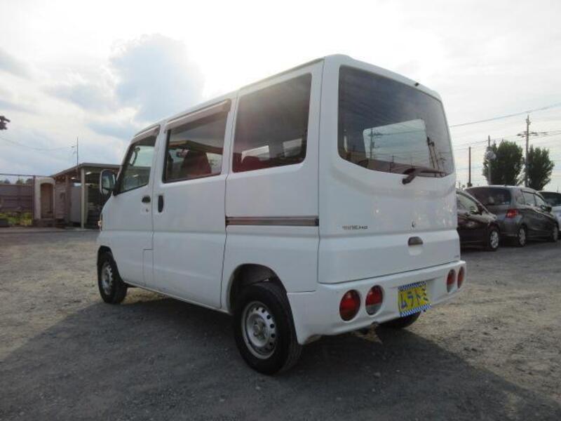 MINICAB VAN