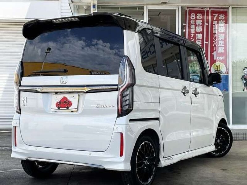 N BOX CUSTOM
