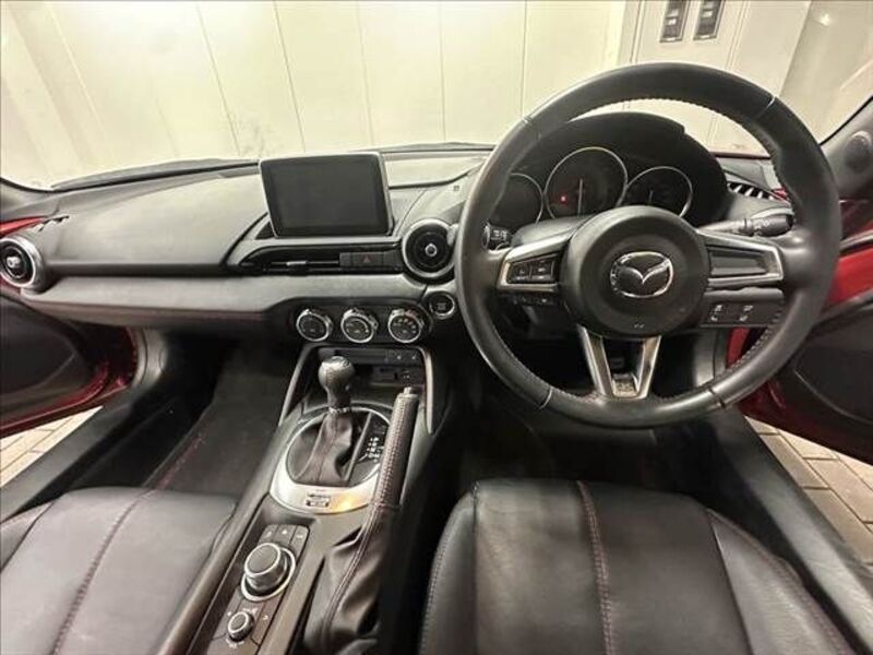 ROADSTER