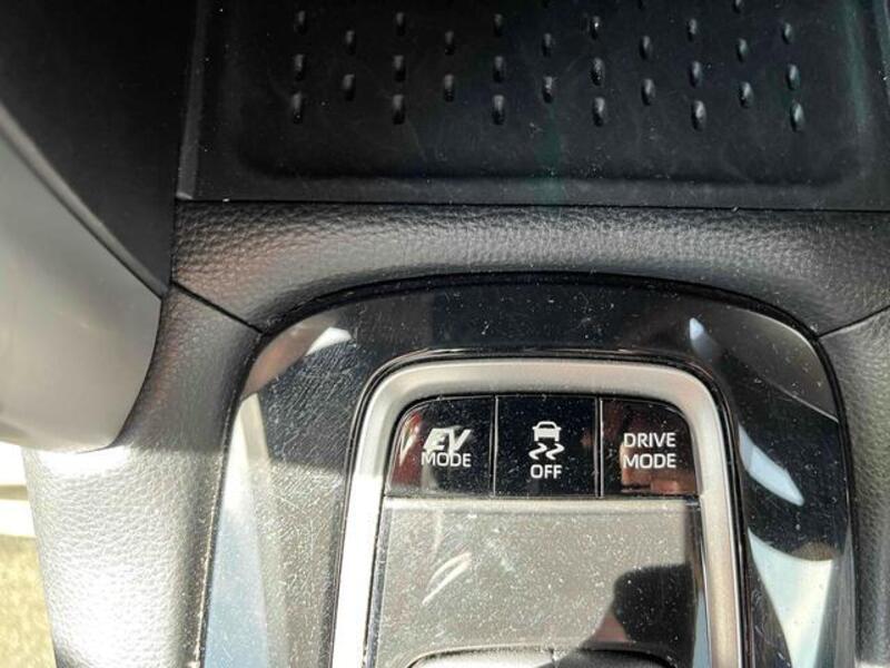 COROLLA CROSS