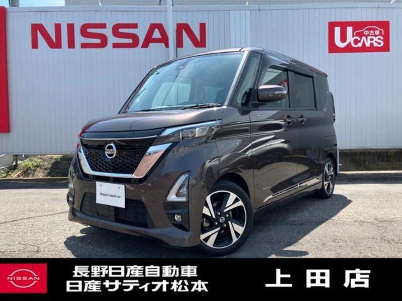 NISSAN ROOX