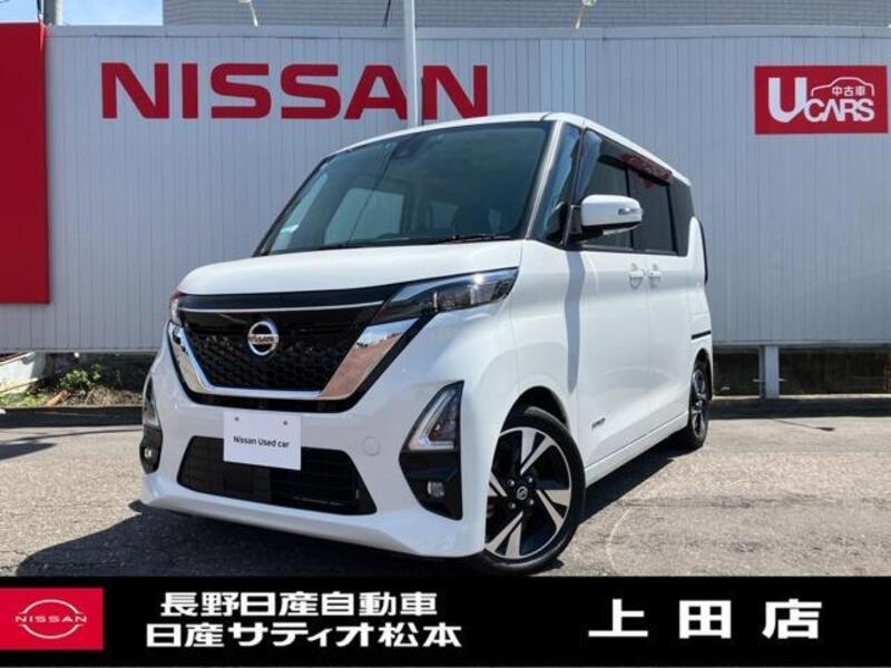 NISSAN ROOX