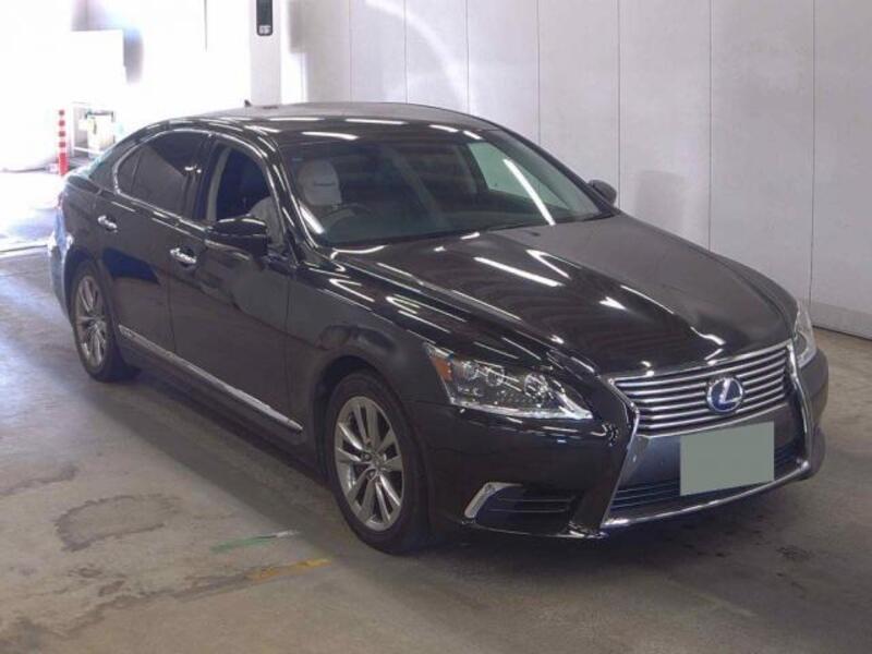 LEXUS LS