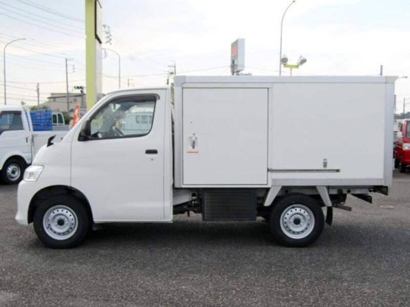 BONGO TRUCK