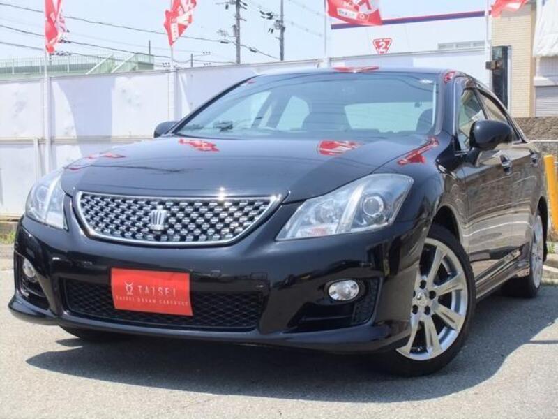 TOYOTA CROWN