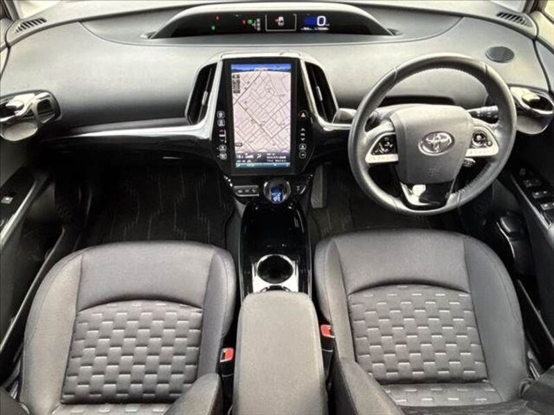 PRIUS PHV