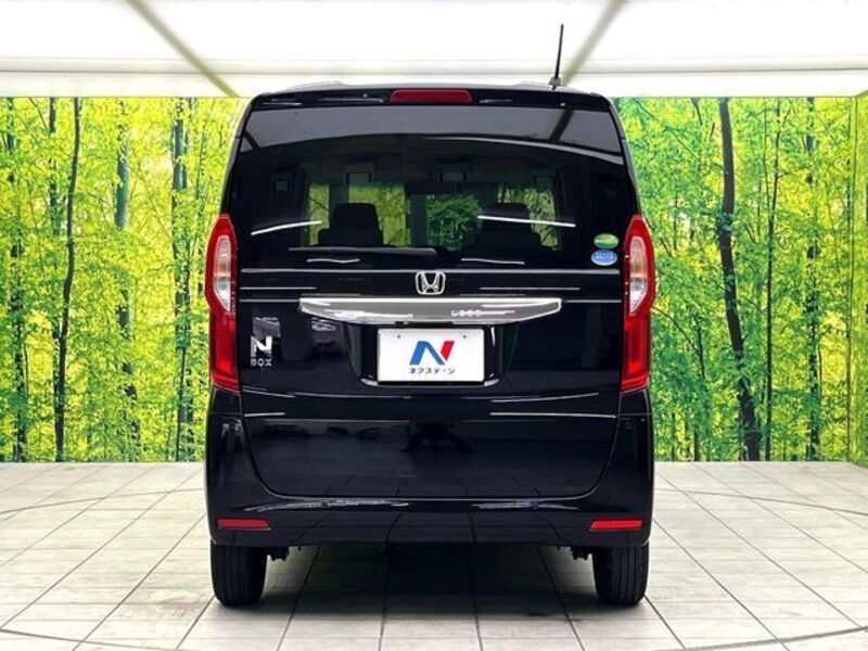 N BOX