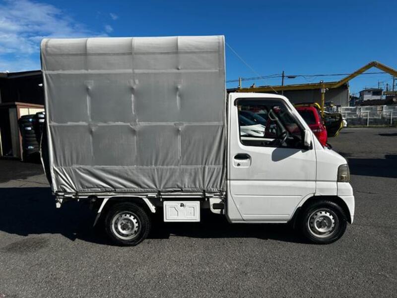 CLIPPER TRUCK