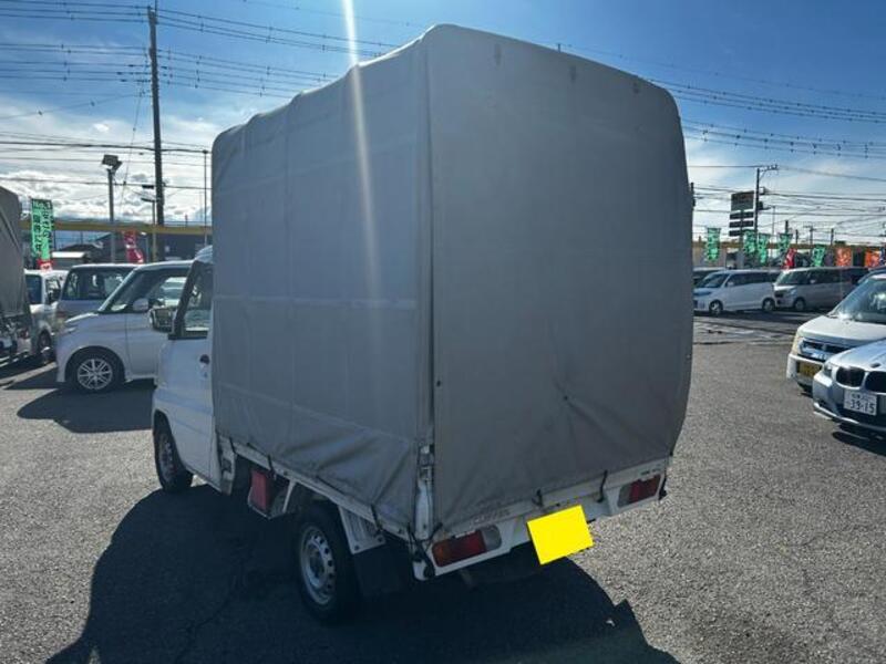CLIPPER TRUCK