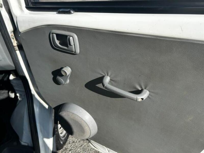 CLIPPER TRUCK