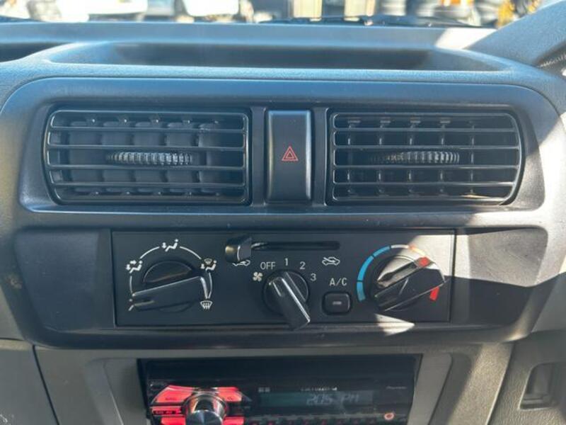 CLIPPER TRUCK