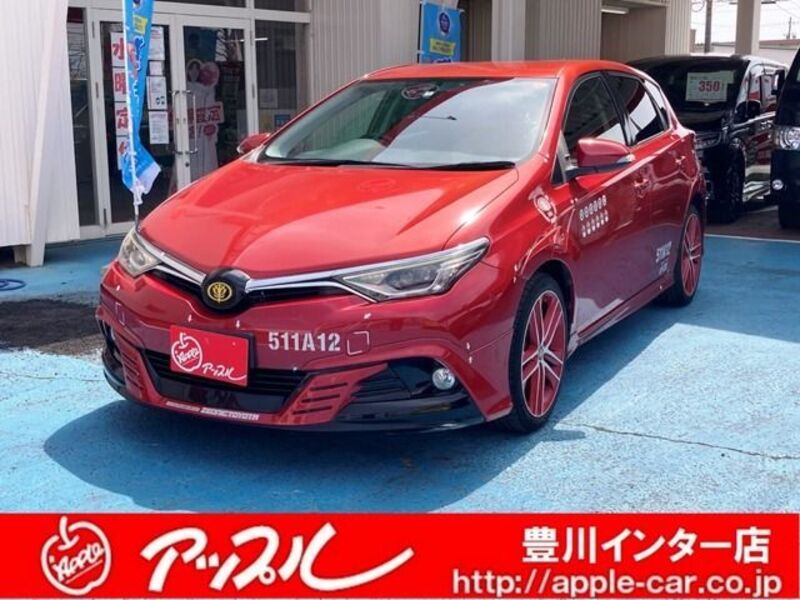 TOYOTA AURIS