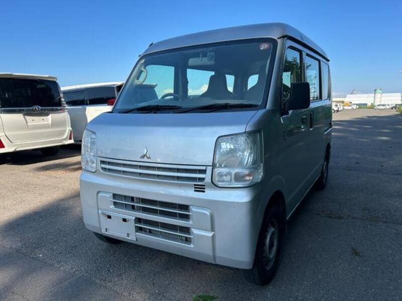 MINICAB VAN