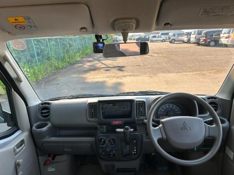 MINICAB VAN