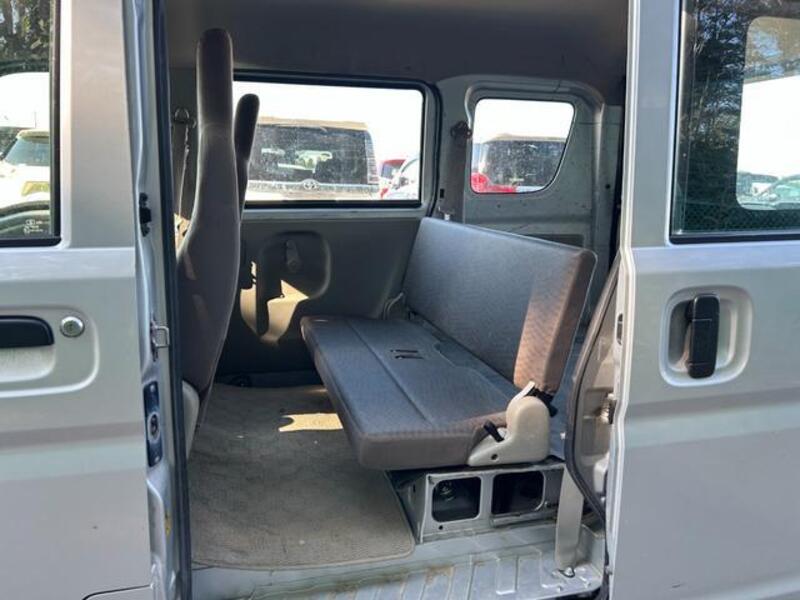 MINICAB VAN