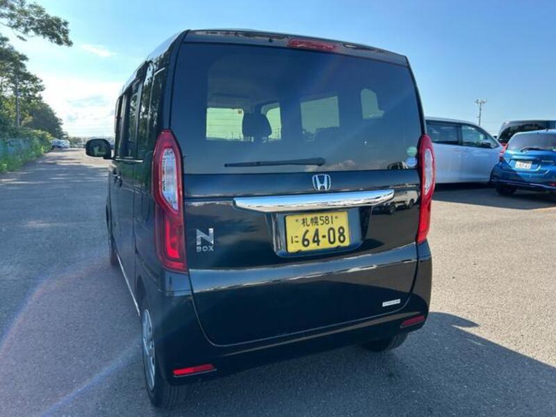 N BOX