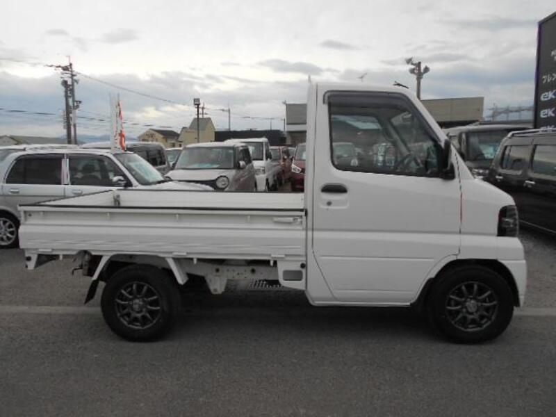 MINICAB TRUCK