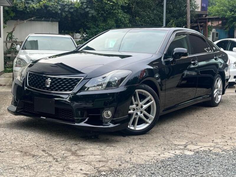 TOYOTA CROWN