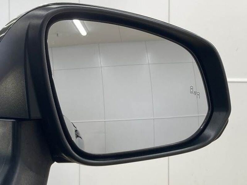 COROLLA CROSS