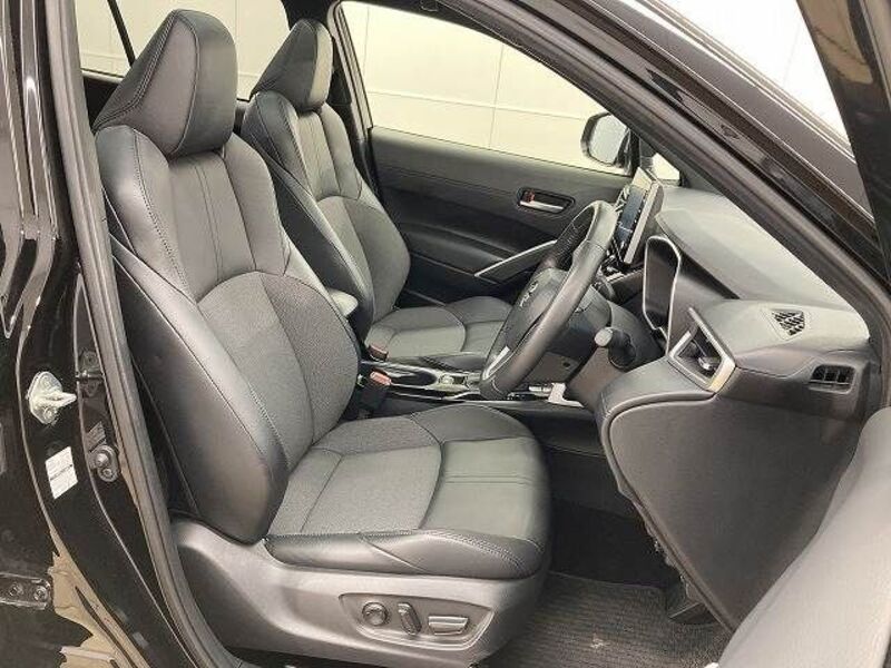 COROLLA CROSS