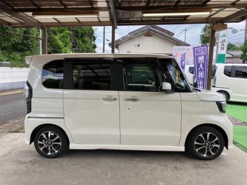 N BOX CUSTOM