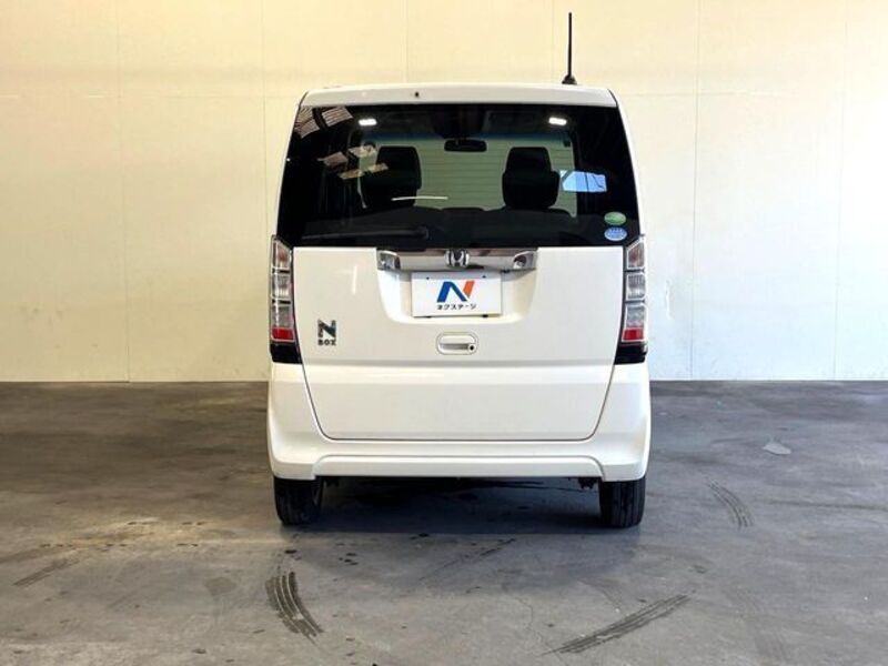 N BOX