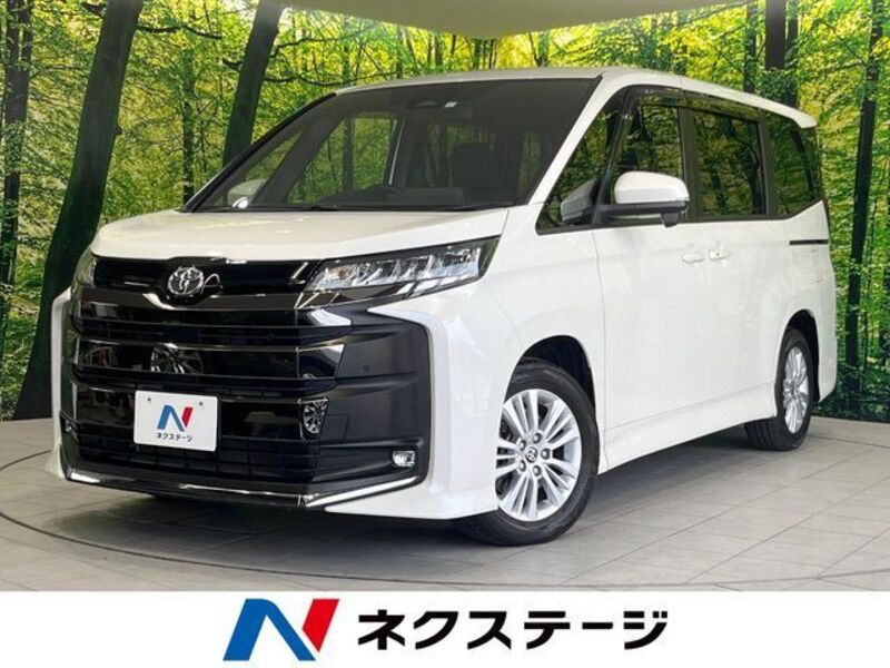 TOYOTA NOAH