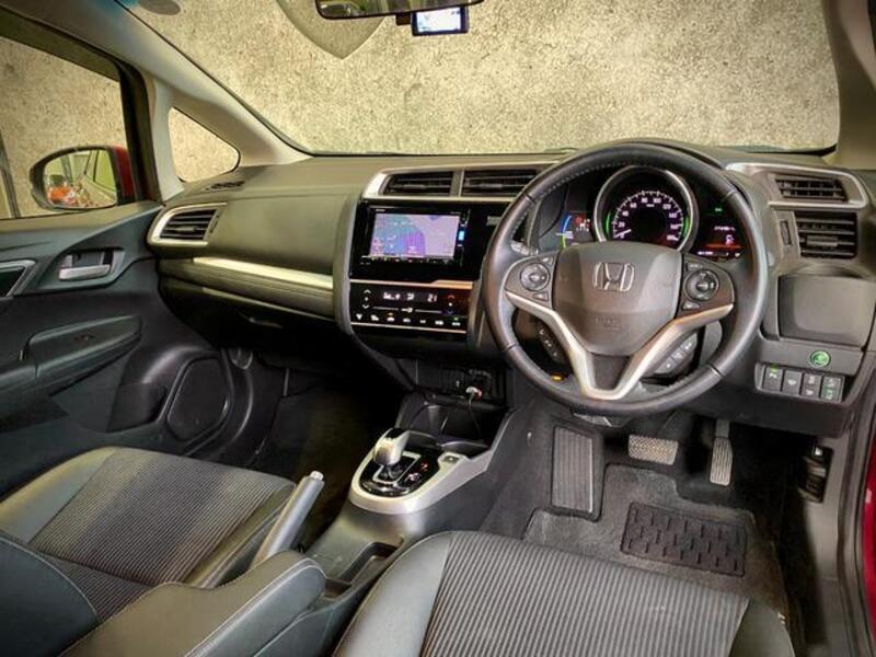 FIT HYBRID