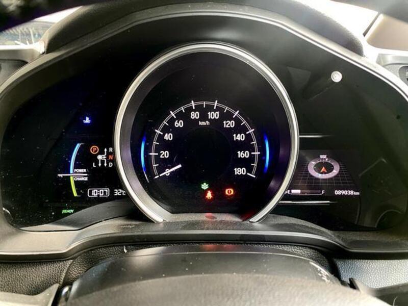 FIT HYBRID