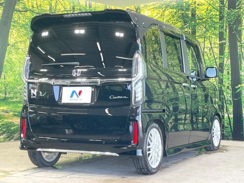N BOX CUSTOM