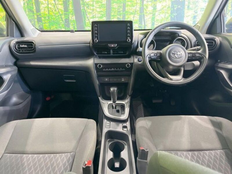YARIS CROSS