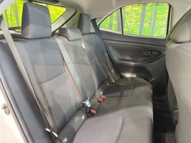 YARIS CROSS