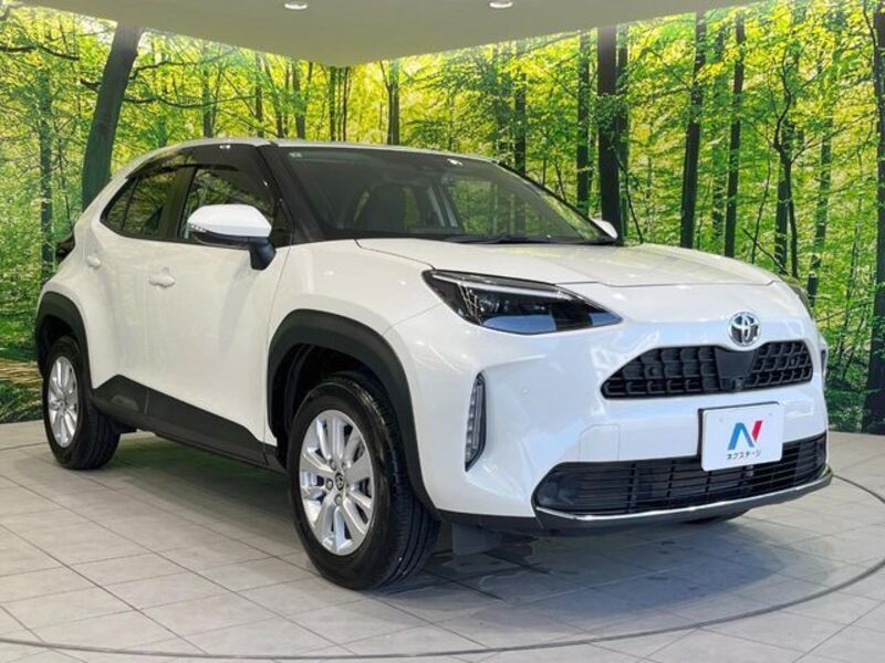YARIS CROSS