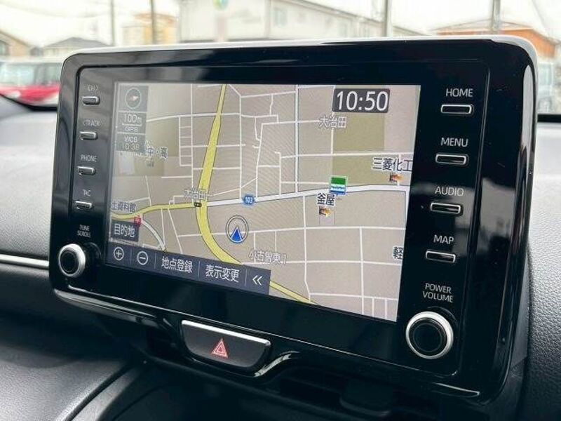 YARIS CROSS