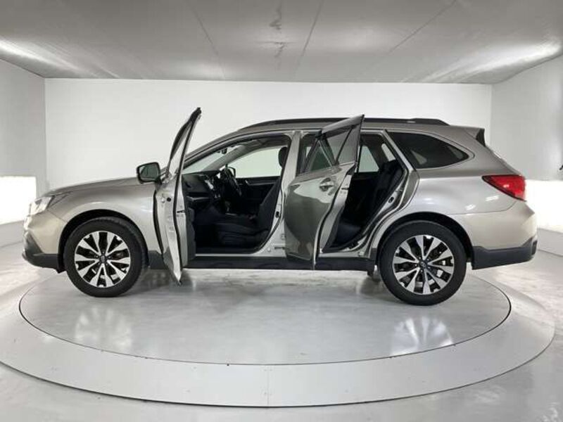 LEGACY OUTBACK