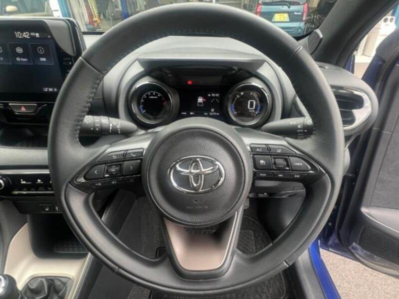 YARIS