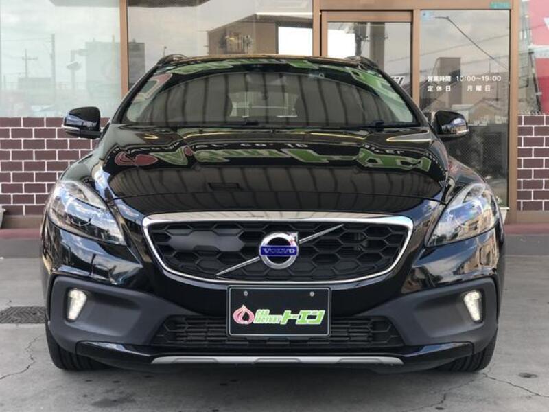V40