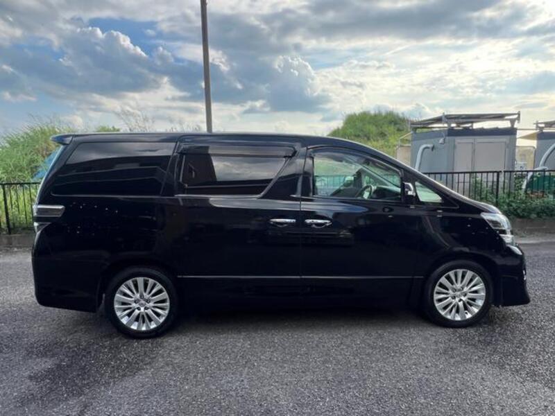 VELLFIRE