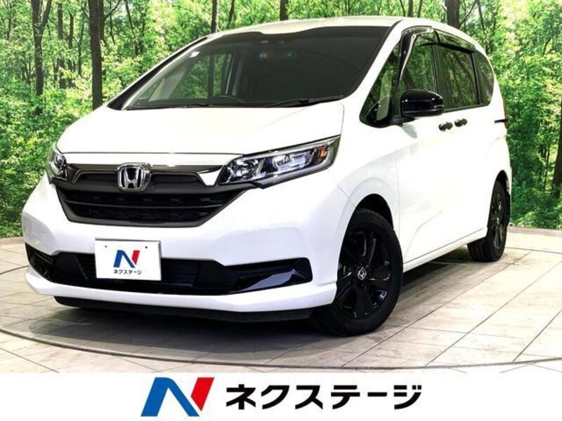 HONDA FREED HYBRID
