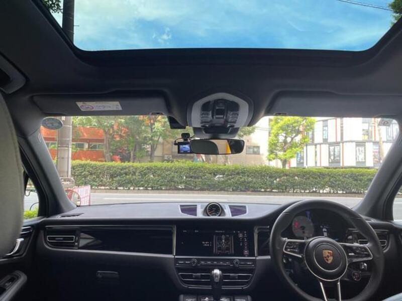 MACAN