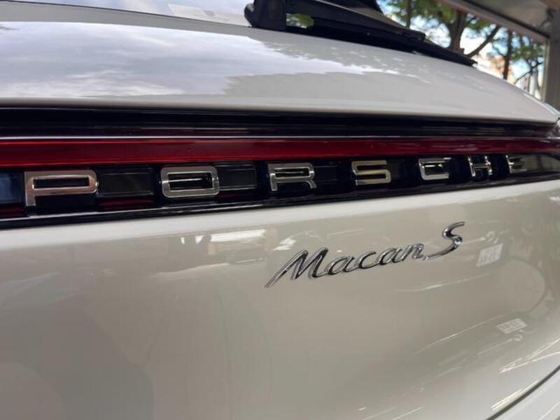 MACAN