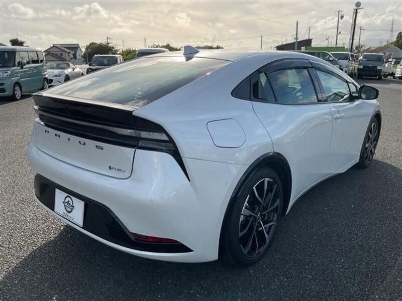 PRIUS PHV