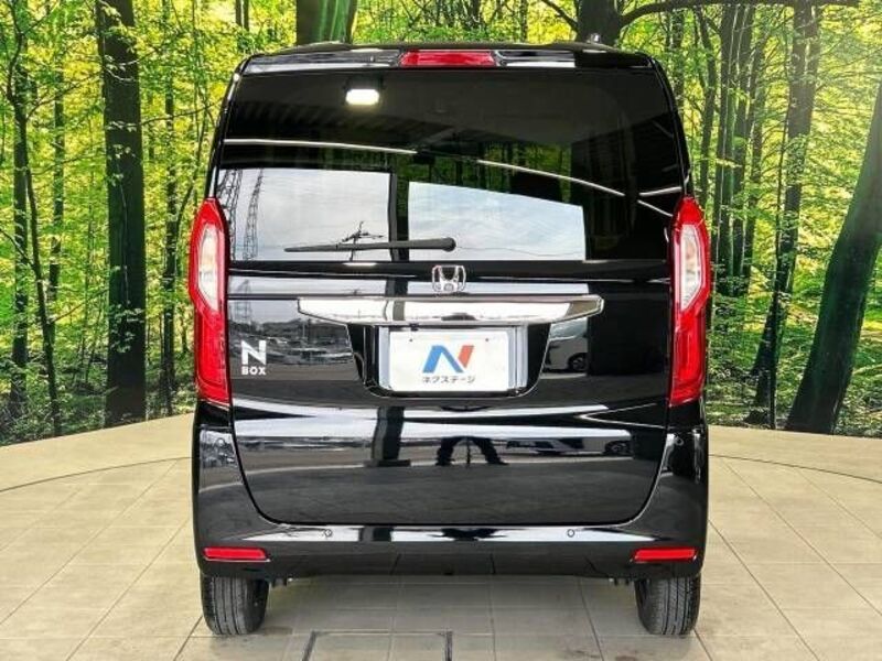 N BOX