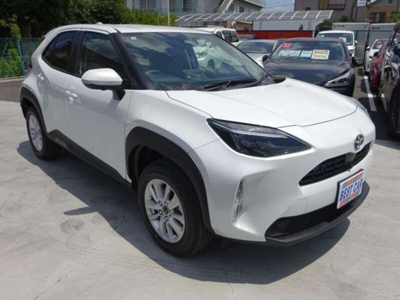 YARIS CROSS
