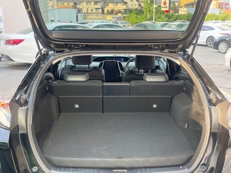PRIUS PHV